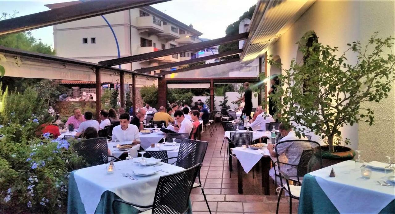 Hotel Pop Cala Gonone Exterior foto