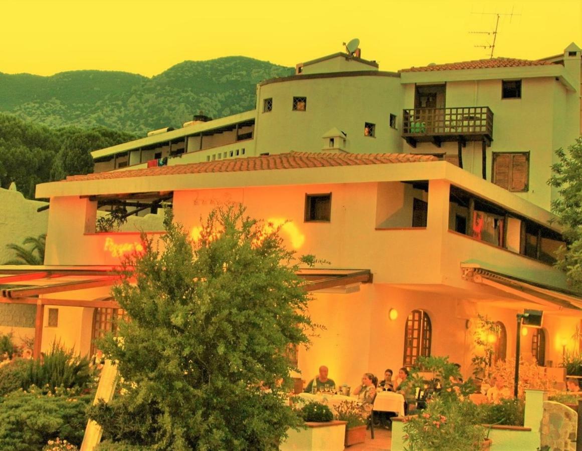 Hotel Pop Cala Gonone Exterior foto